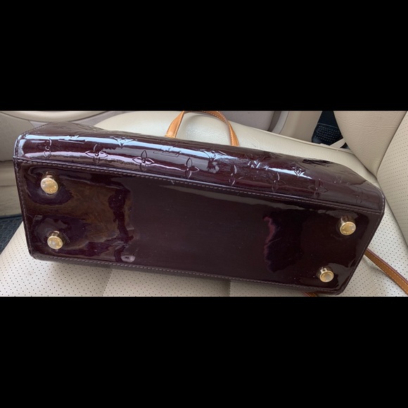 (SOLD) Auth Louis Vuitton Vernis Brea MM Amarante - Picture 5 of 8